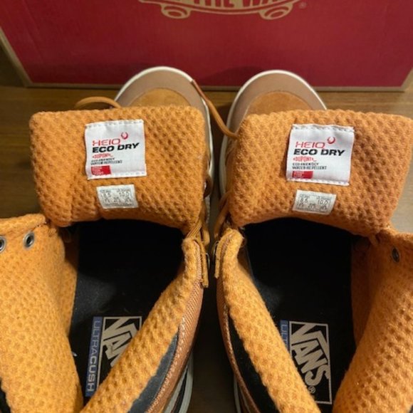 Vans Ultrarange Exo Hi - Picture 2 of 4